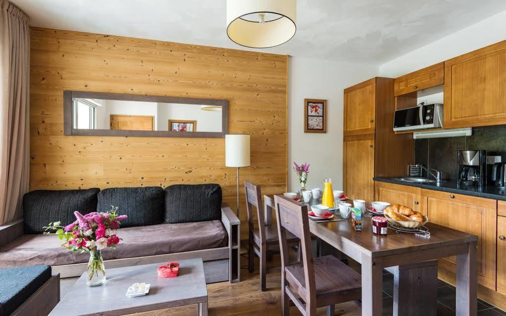 Le Clos Hucqueliers Екстериор снимка